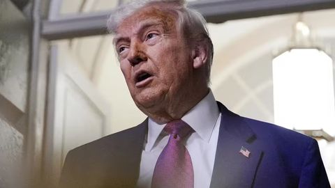 Трамп: &laquo;Путин совершенно сошел с ума&raquo;