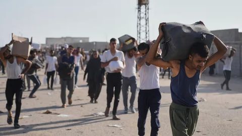 G&lsquo;azoda gumanitar yordam tarqatishda falastinlik halok bo&lsquo;ldi, o&lsquo;nlab kishi yaralandi&nbsp;
