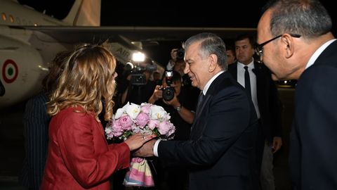 Italiya bosh vaziri rasmiy tashrif bilan O&lsquo;zbekistonga keldi