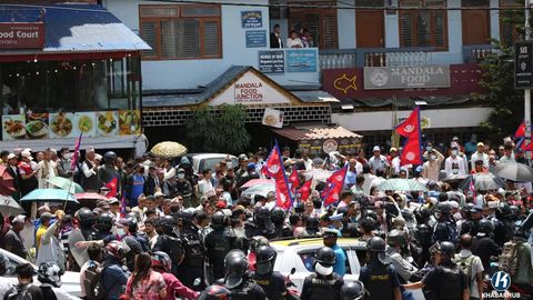 Nepalda o&lsquo;n minglab namoyishchilar monarxiyani tiklashni talab qilmoqda&nbsp;