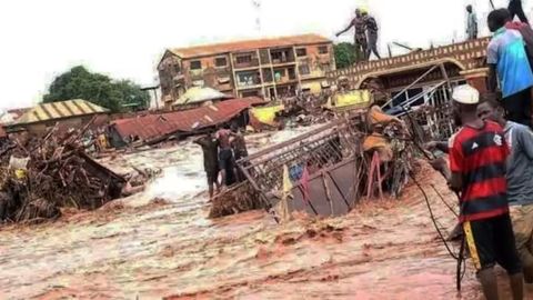 Nigeriyada suv toshqinlaridan halok bo&lsquo;lganlar 151 kishiga yetdi