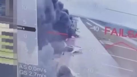 Россиянинг ядровий қурол ташийдиган самолётлари сақланаётган аэродромлар ялпи ҳужумга учради