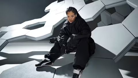 Rianna oilasida judolik: xonandaning otasi vafot etdi