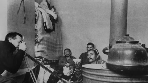 Умри аянчли якунланган машҳур фотографнинг Ўзбекистон ҳақидаги фотолари