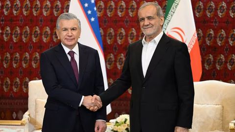 Shavkat Mirziyoyev va Eron prezidenti Masʼud Pezeshkiyon bir-birini Qurbon hayiti bilan tabrikladi