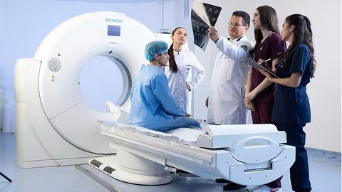 110% grant va xalqaro amaliyotlar: Central Asian University va AKFA Medline University Hospital rezidentura dasturiga qabul davom etmoqda