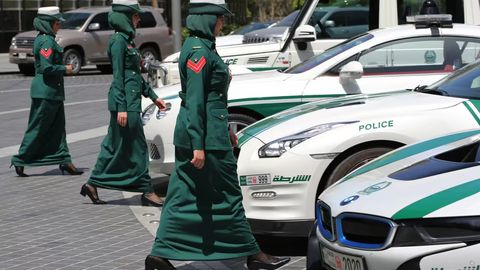 Bugatti Veyron&rsquo;dan Tesla Cybertruck&rsquo;kacha: Dubay politsiyasining qimmatbaho xizmat avtomobillari