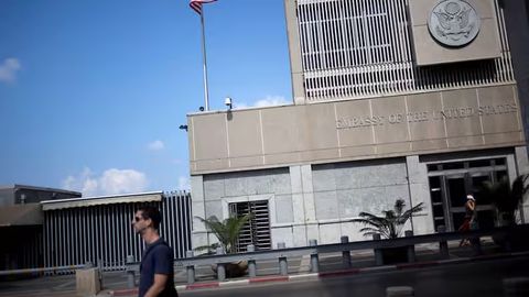 AQSHning Isroildagi elchixonasi amerikaliklarga mamlakatni tark etishda yordam ko&lsquo;rsata olmasligini ma&rsquo;lum qildi