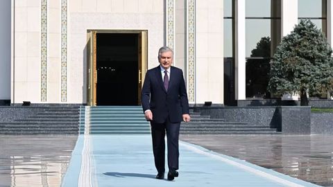 Shavkat Mirziyoyev amaliy tashrif bilan Qozog&lsquo;istonga jo&lsquo;nab ketdi