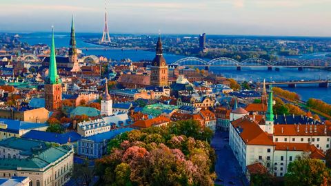 Latviya Rossiya va Belarus fuqarolariga ko&lsquo;chmas mulk sotib olishni taqiqladi
