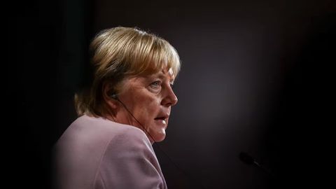 Merkel: &ldquo;Eronga berilgan zarbalarni Ukrainadagi urush bilan solishtirib bo&lsquo;lmaydi&rdquo;