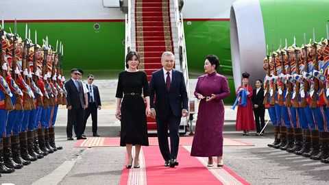 Shavkat Mirziyoyev rafiqasi bilan Mo&lsquo;g&lsquo;ulistonga tashrif buyurdi (foto)