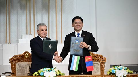 O&lsquo;zbekiston va Mo&lsquo;g&lsquo;uliston prezidentlari Keng qamrovli sheriklik munosabatlarini o&lsquo;rnatish to&lsquo;g&lsquo;risidagi qo&lsquo;shma deklaratsiyani qabul qildi