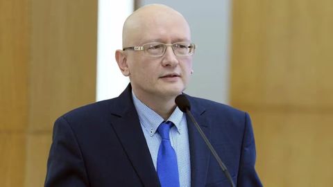 &ldquo;XVJ O&lsquo;zbekiston iqtisodiyotiga soliq yukini oshirishni taklif qilmoqda. Izohga hojat yo&lsquo;q&rdquo; &mdash; Yuliy Yusupov