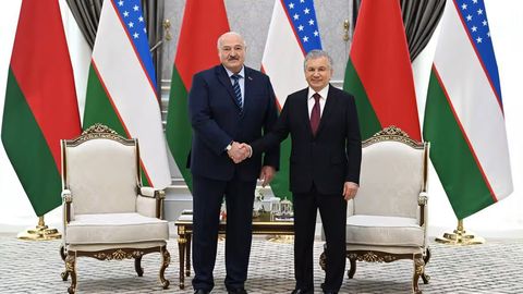 Шавкат Мирзиёев амалий ташриф билан Беларусга боради