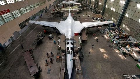 Россия стратегик бомбардимончилар ишлаб чиқариладиган ягона корхонасини кенгайтирмоқда
