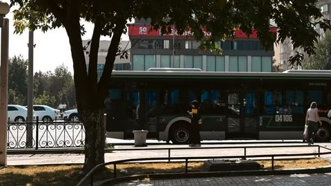 В связи с&nbsp;перекрытием дороги &laquo;Рохат&raquo; в Ташкенте изменены маршруты ряда автобусов