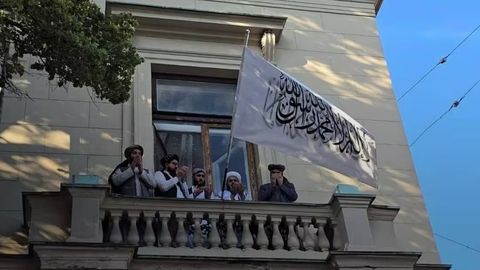 Russia officially recognizes Islamic Emirate of Afghanistan&nbsp;