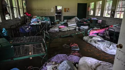 Техасдаги сув тошқинларида ҳалок бўлганлар сони 82 нафарга етди (фото, видео)