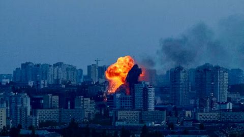 Россия Украинага 740 дан ортиқ дрон ва ракета учирди (видео)