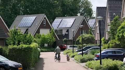 Quyosh energiyasi Yevropa Ittifoqida ilk bor asosiy energiya manbai bo&lsquo;ldi
