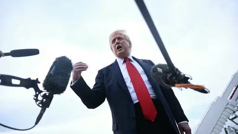 Трамп Украинага Patriot ракеталарини юборишини маълум қилди