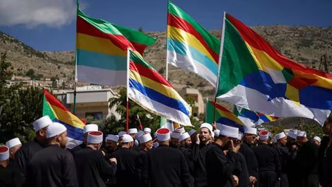 Druzlar aslida kim va Isroil nima uchun Suriyaga hujum qilmoqda?