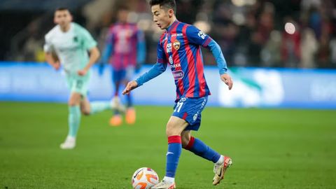 Abbosbek Fayzullayev &mdash; &ldquo;Bashakshehir&rdquo; futbolchisi &mdash; manba