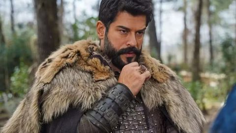 Aktyor Burak O&lsquo;zchivit &ldquo;Hukmdor Usmon&rdquo; serialini tark etdi