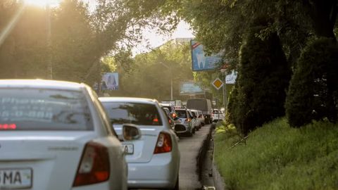 Uzbekistan allocates&nbsp;UZS 7.5bn&nbsp;to boost pedestrian safety in Tashkent with iron fences&nbsp;