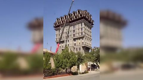 Samarqanddagi mashhur &ldquo;qo&lsquo;ziqorin bino&rdquo;ni buzish boshlandi