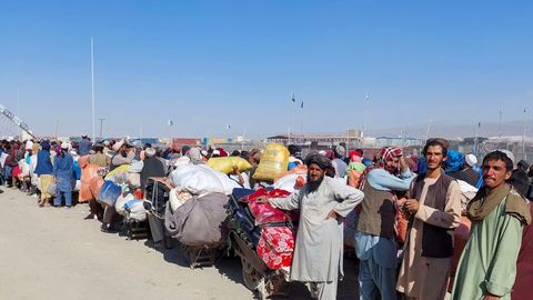 Nearly 370,000 Afghans return from Iran in two weeks, IOM reports&nbsp;