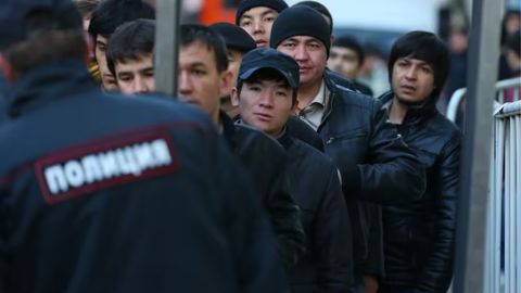 Ayrim migrantlar uchun Rossiyaga kirish umrbodga taqiqlanishi mumkin
