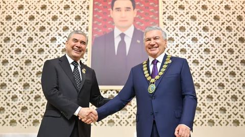 Uzbekistan&rsquo;s President Mirziyoyev receives Turkmenistan&rsquo;s Order for contribution to regional cooperation&nbsp;