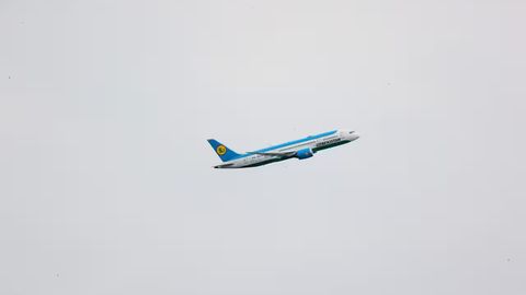 Узбекистан и Индонезия договорились об увеличении числа авиарейсов