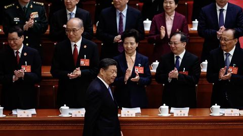 Xitoy amaldorlar uchun yig&lsquo;ilish va hisobotlarga qat&rsquo;iy cheklov kiritdi