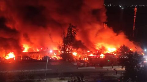 Toshkentdagi &ldquo;Uch qahramon&rdquo; bozorida yirik yong&lsquo;in sodir bo&lsquo;ldi (video)