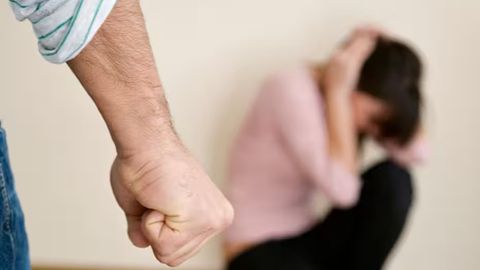 В Узбекистане за год случаи давления и насилия в отношении женщин выросли на 121 процент