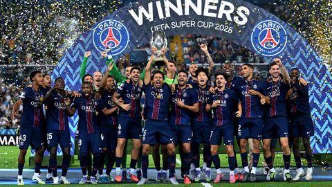 UEFA Superkubogi bahsi oldidan G&lsquo;azodagi urushga qarshi banner namoyish etildi (foto)