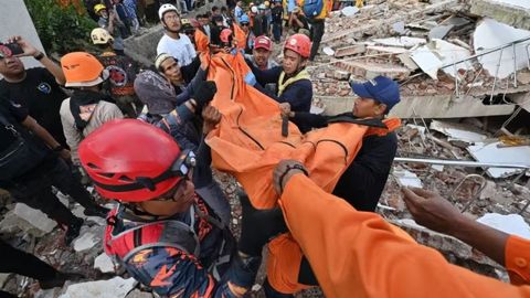 Indoneziyada 6 magnitudali zilzila sodir bo&lsquo;ldi (video)