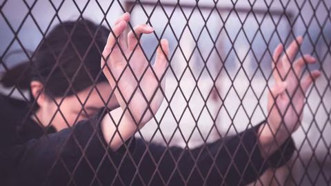 Xitoylik ayol qamoq jazosidan qochish uchun to&lsquo;rt yil ichida uch marta farzandli bo&lsquo;ldi
