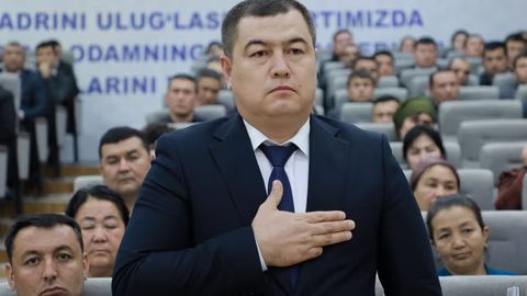 Qiziriq tumani hokimi faoliyatidagi sustkashlik uchun jarimaga tortildi