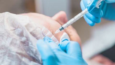 В Узбекистане участились случаи осложнений после процедур у нелицензированных косметологов