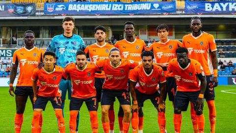 Turkiya Superligasi. “Bashakshehir” “Eyupspor” bilan durang o‘ynadi. Shomurodov ham, Fayzullayev ham asosiy tarkibda maydonga tushdi