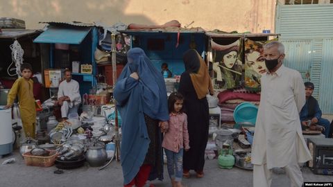 Афғонистонда кўчалардаги руҳий касаллар аниқланиб, даволанишга юборилади