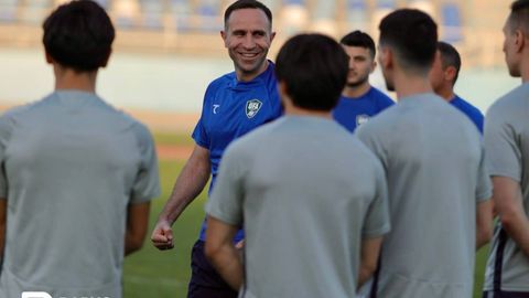 Ketma-ket ikki yil davomida o‘zbekistonlik futbol muxlislarini xursand qilgan Temur Kapadze 44 yoshga to‘ldi