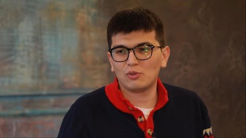 “Oʻzbekistonliklar Rossiyada ishlab, yuborgan pullar ruslar sadaqasi yoki xayriyasi emas” — iqtisodchi Behzod Hoshimov