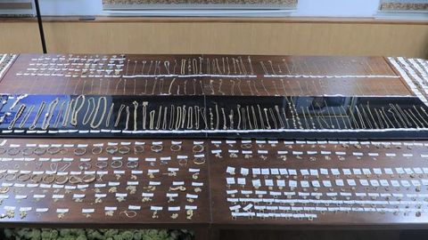 Qirg‘izistondan noqonuniy olib kelingan 5,7 mlrd so‘mlik zargarlik buyumlari to‘xtatib qolindi