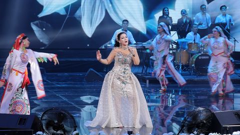 Feruza Jumaniyozovaning 18 yillik “zapret”dan keyingi ilk konserti qanday o‘tdi?