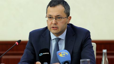 “Markaziy bank valyuta almashuv kursi shakllanishiga aralashmaydi” — Timur Ishmetov